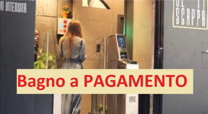 Bagno a pagamento, se ti scappa paghi. Hai urgenza di recarti in bagno? Se sì, ti toccherà pagare. Il motivo? La mancanza di bagni pubblici che ha fatto venire in mente una geniale idea a un artigiano di Napoli che, assieme a suo figlio, hanno inaugurato ‘Se ti scappa’. Un Wc Shop nel pieno centro storico di Napoli, pieno di ogni comfort e attento all’igiene, immerso tra musica e profumi. Il costo per potervi accedere? Un solo euro. Un’importante iniziativa che ha reso tutti felici, soprattutto visto il numero elevato dei turisti. Un’idea che sta prendendo piede e la cui notizia si sta diffondendo a macchia d’olio.