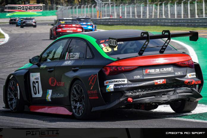 Imola, Pellegrini al via dell'ultima del TCR Italy