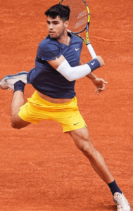 Carlos Alcaraz vince il primo turno del Roland Garros